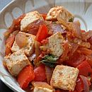 Lahôdkový syr tofu so zeleninou