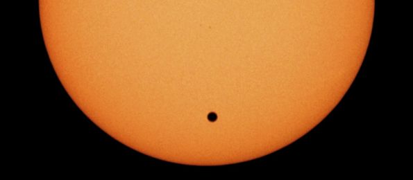 Konjunkcia Slnka a Venuše